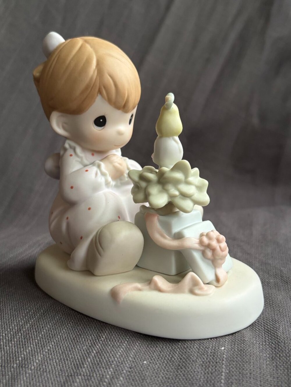 Precious Moments Child Gift / Tree Porcelain Figurine